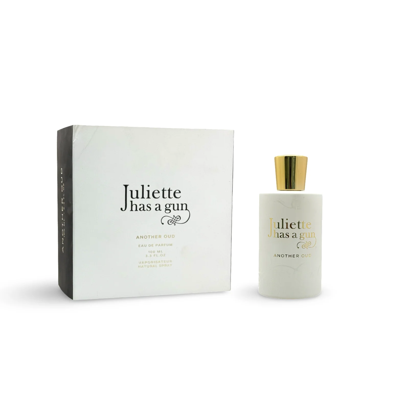 Another Oud by Juliette has a gun