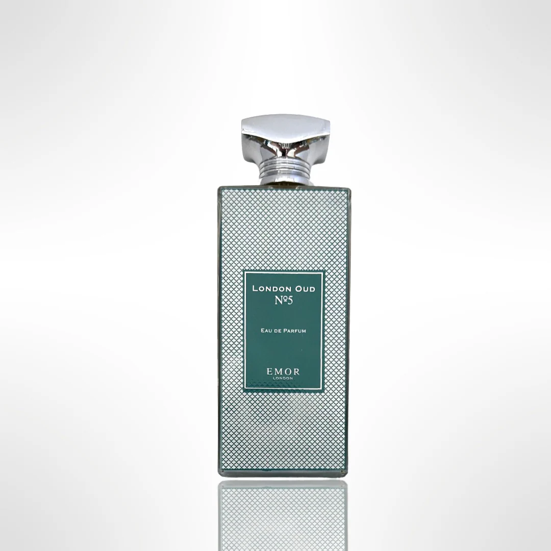 London Oud no 5 by Emor London